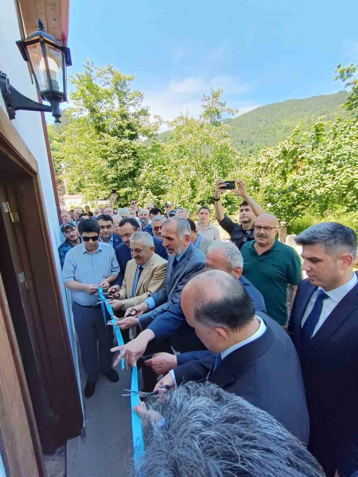 Kastamonu’da restorasyonu tamamlanan cami tekrar ibadete açıldı
