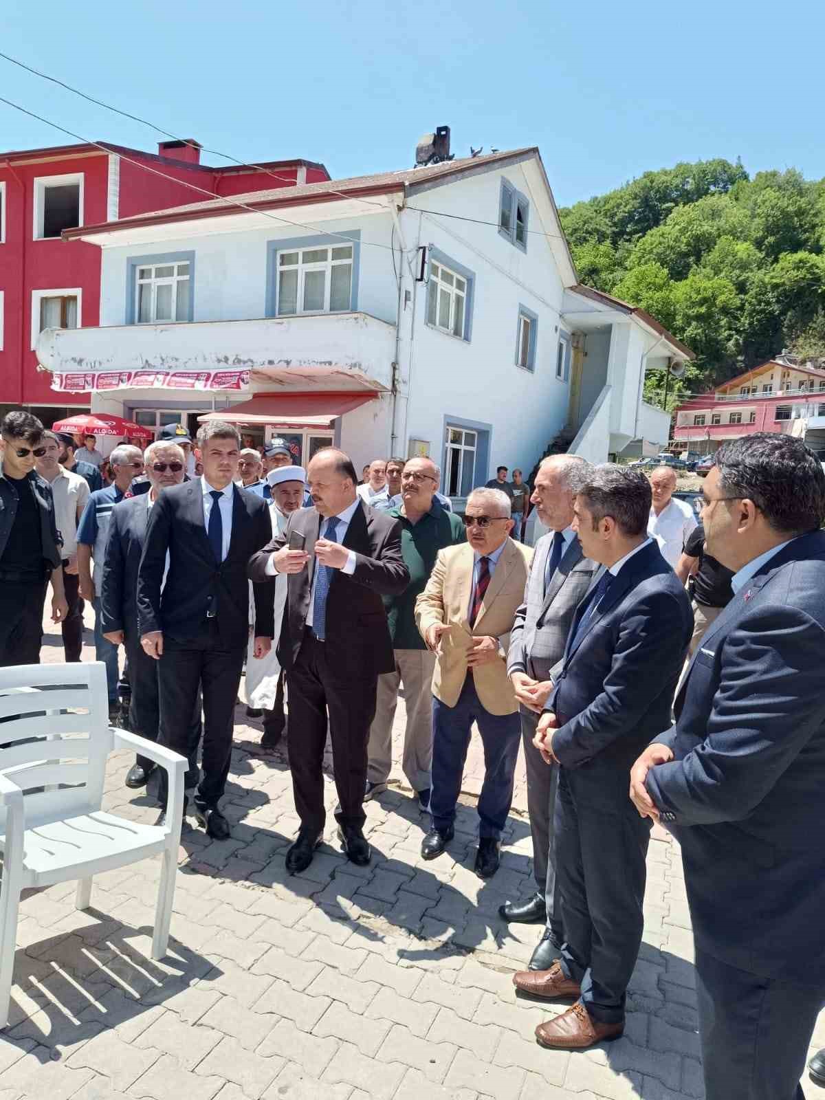 Kastamonu’da restorasyonu tamamlanan cami tekrar ibadete açıldı
