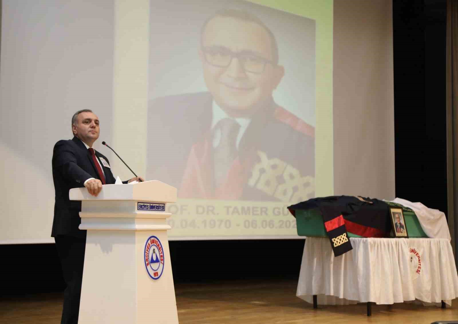 ERÜ’de vefat eden Öğretim Üyesi Prof. Dr. Güneş için tören düzenledi
