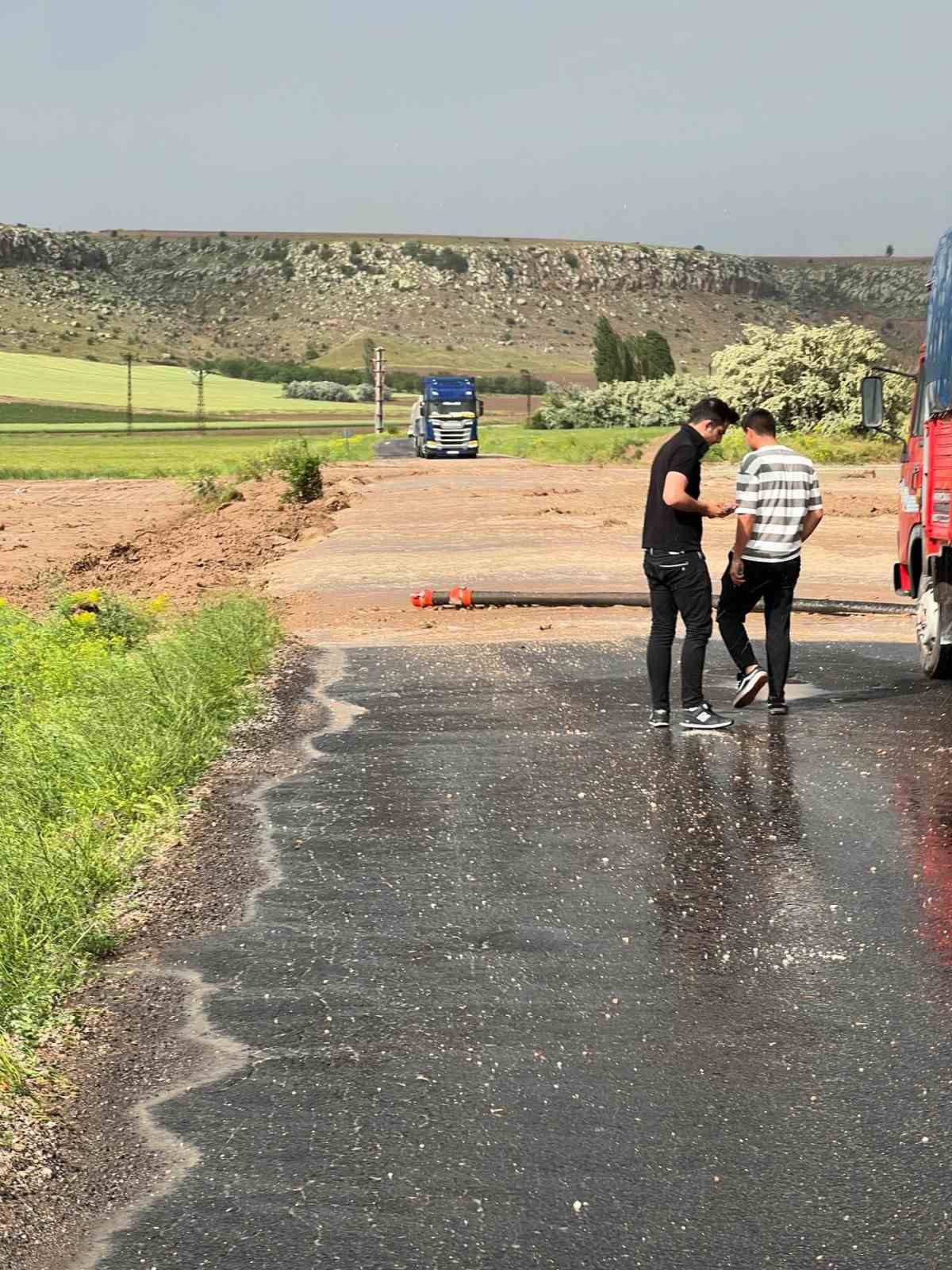 Nevşehir’de sağanak sele neden oldu, tarım arazileri sular altında kaldı
