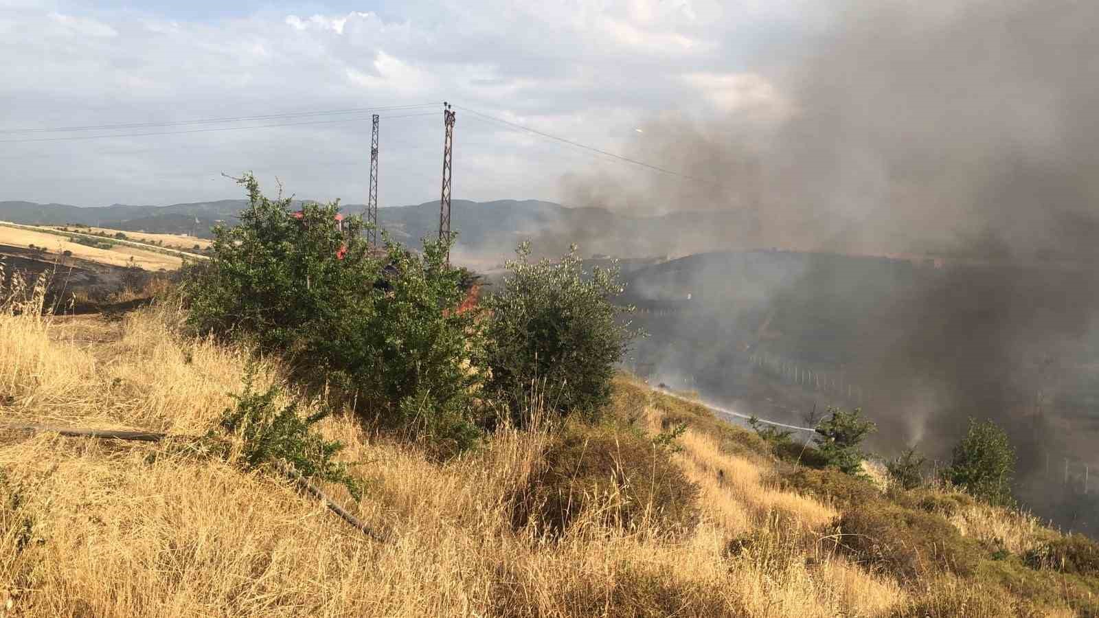 Manisa İtfaiyesi büyük bir yangını daha önledi
