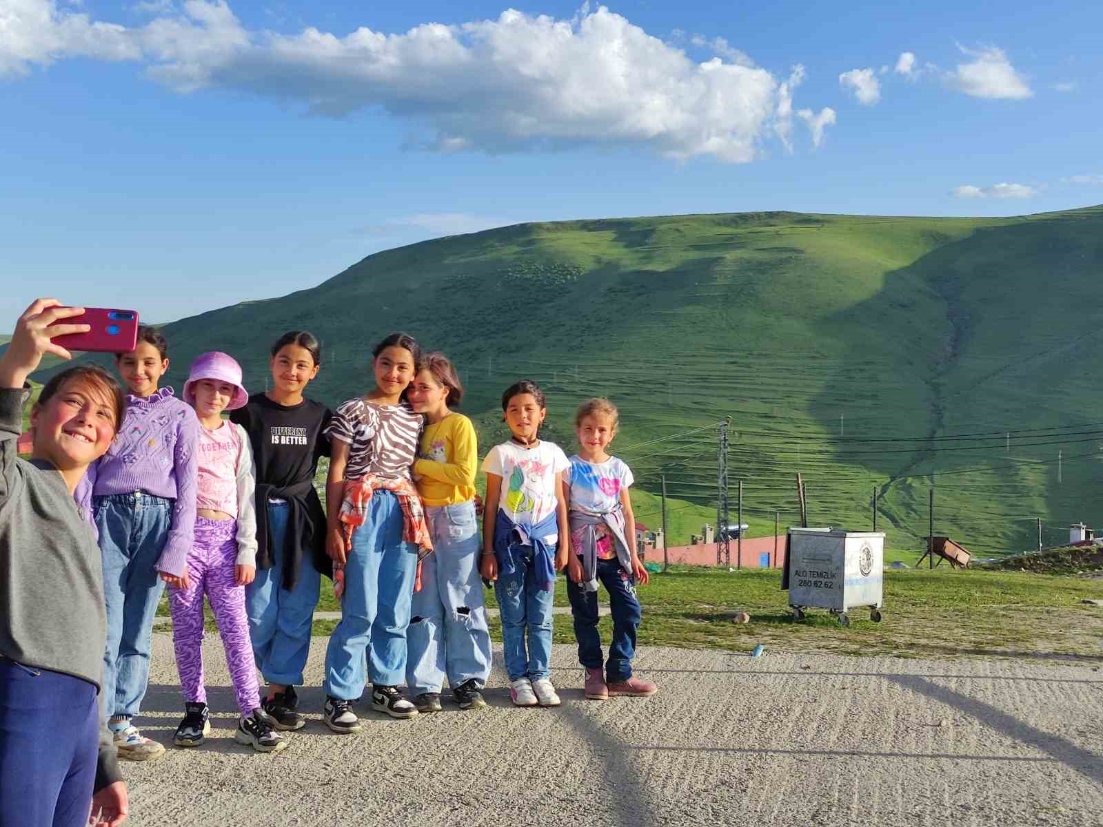 Atatürk silüeti erken göründü
