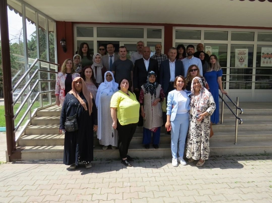 Kırklareli’nde istihdam politikaları ve sağlık hizmetlerine erişim semineri düzenlendi
