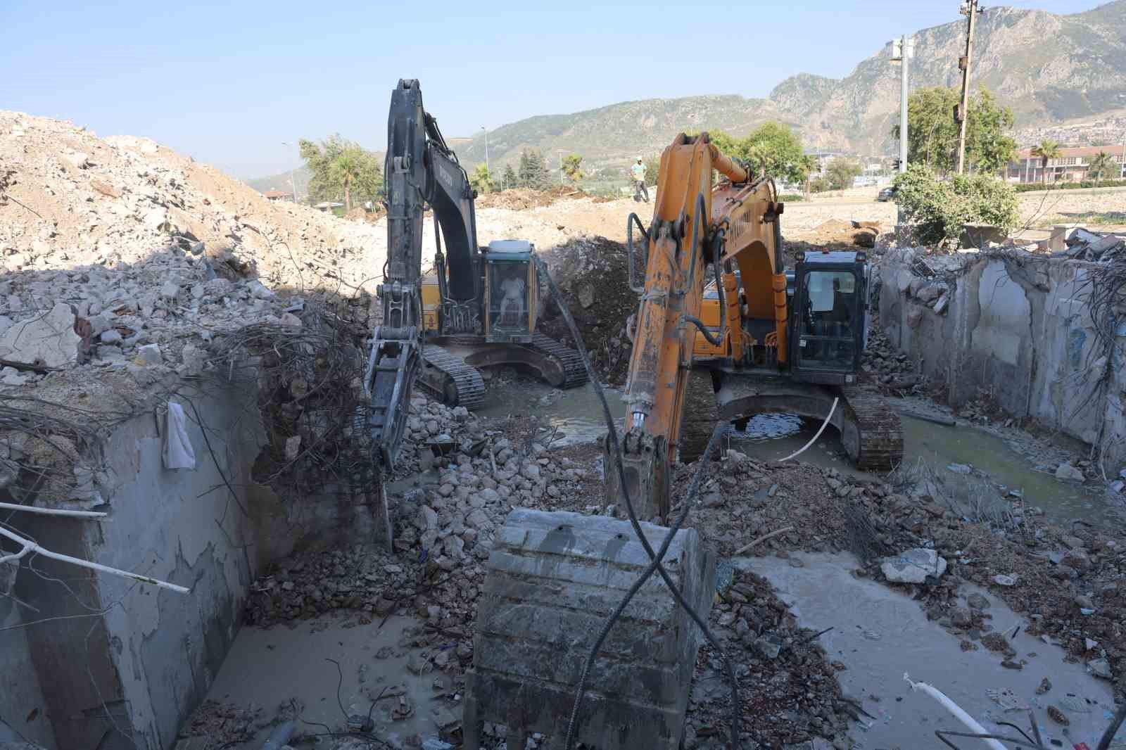 Herkesin aklındaki o meslekte kazanılan maaş dudak uçuklatıyor
