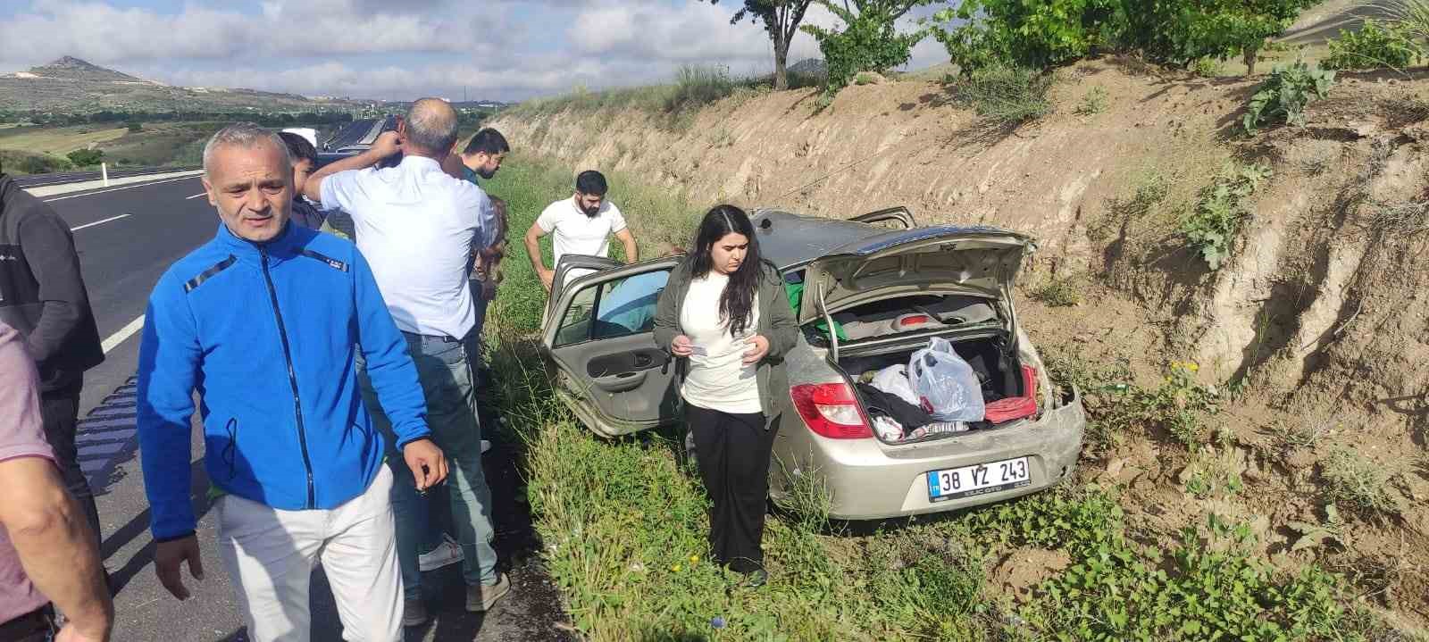 Sınava giderken kaza geçirdi
