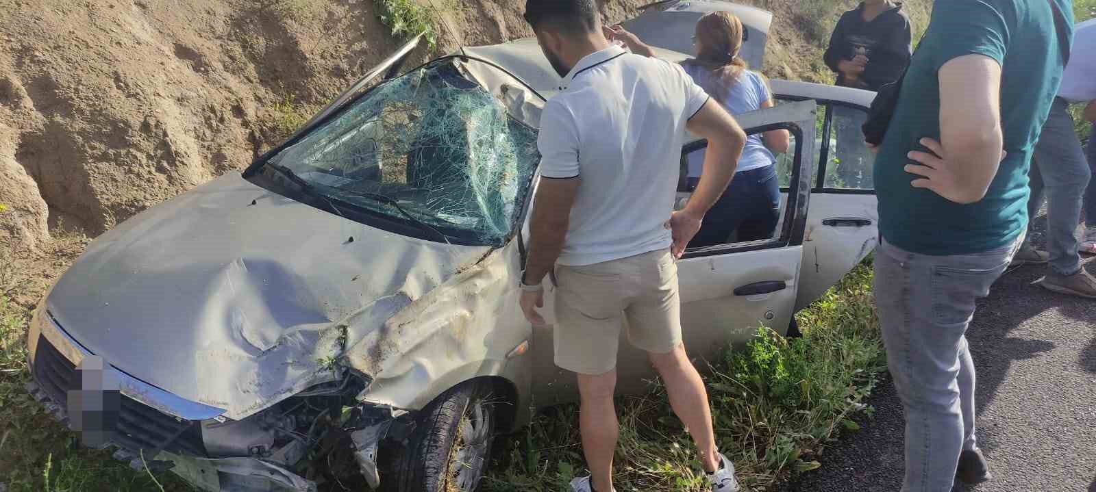 Sınava giderken kaza geçirdi
