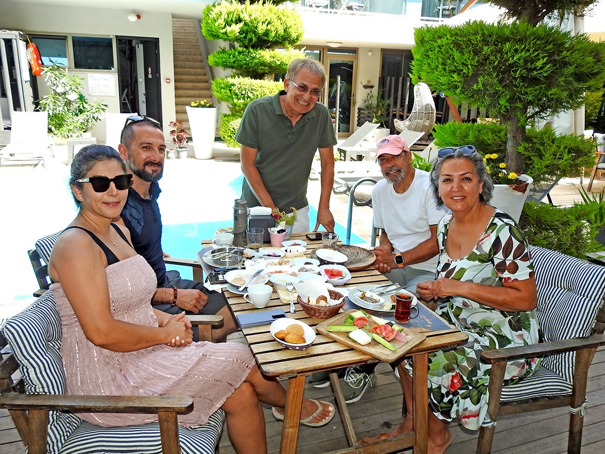 Çeşme, bu bayramda da milyonları ağırlayacak
