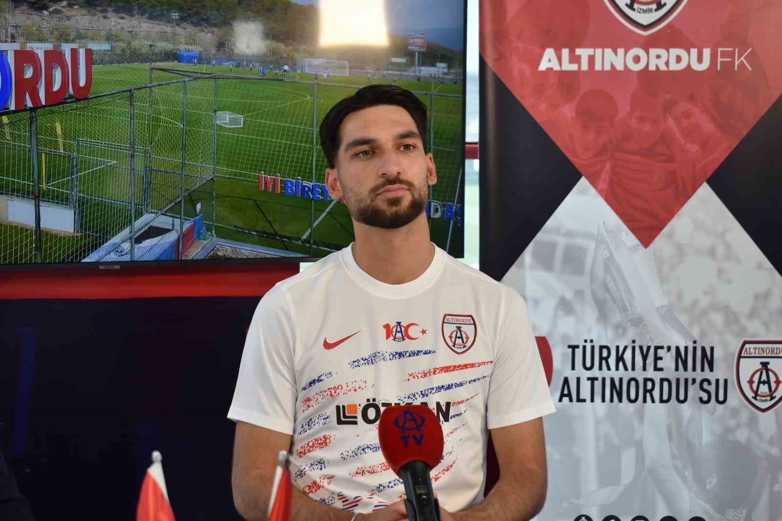 Altınordu, transferde hız kesmiyor
