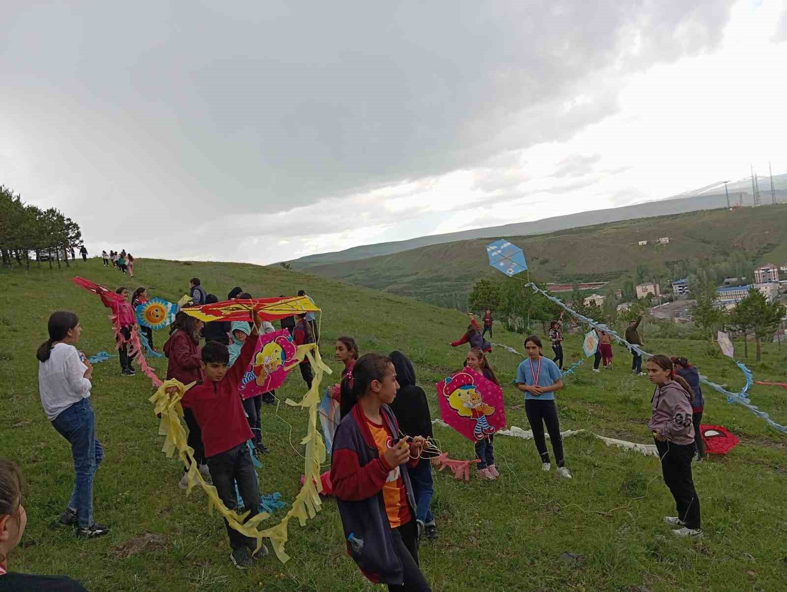 Susuz’da uçurma şenliği
