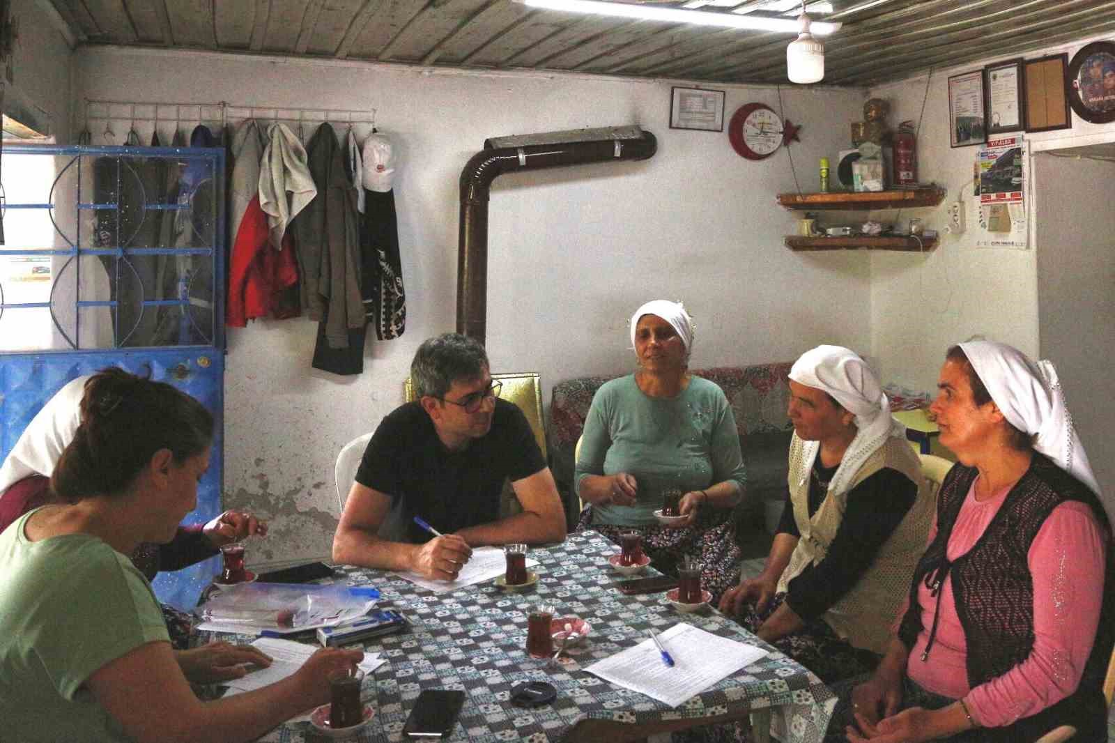 Muğlalı kadınlar koyunları ile üretime katılıyor
