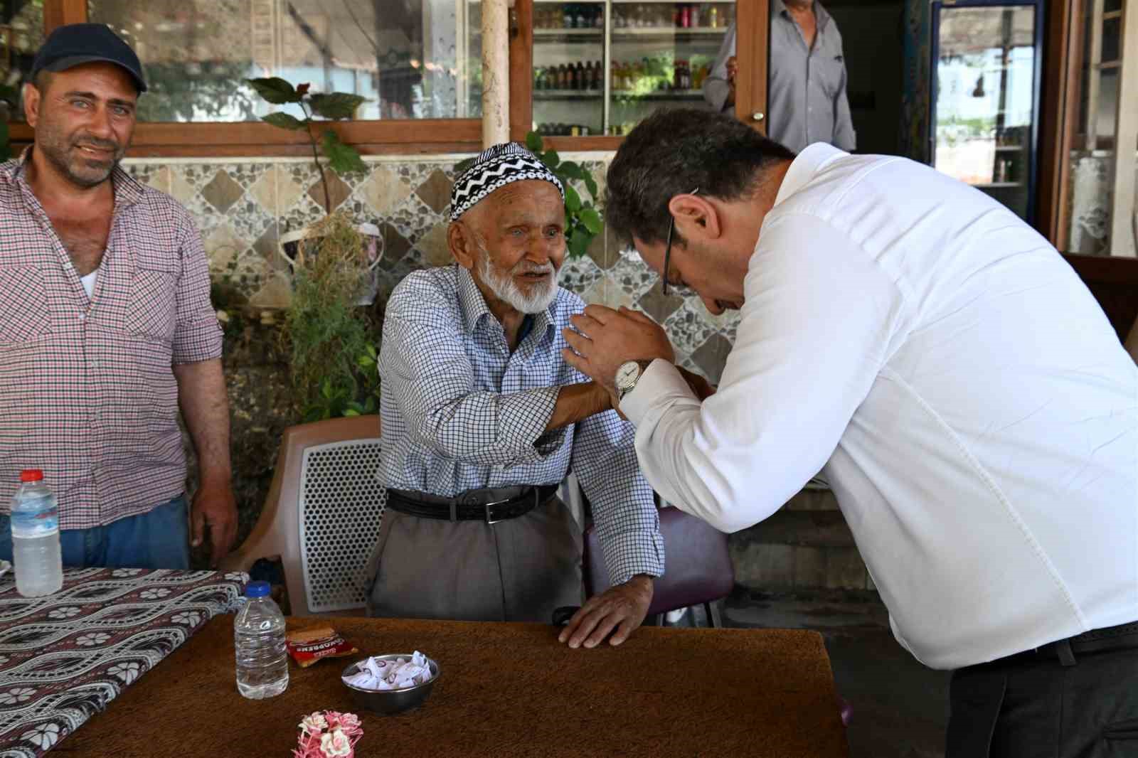 Vali Ünlü Turgutlu’da incelemelerde bulundu
