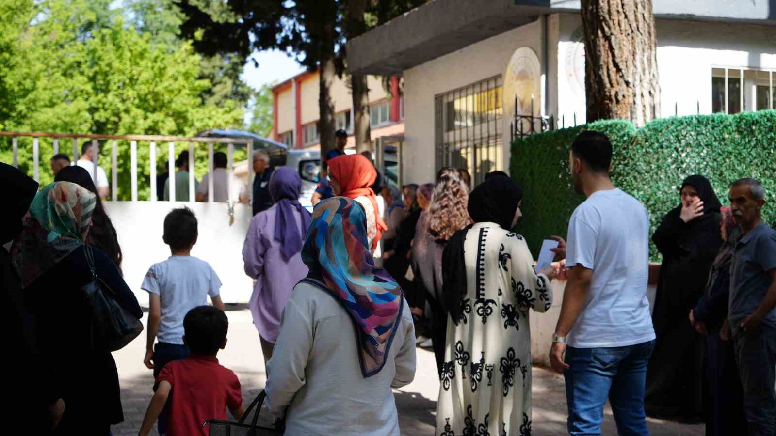 Gaziantep’te YKS heyecanı başladı
