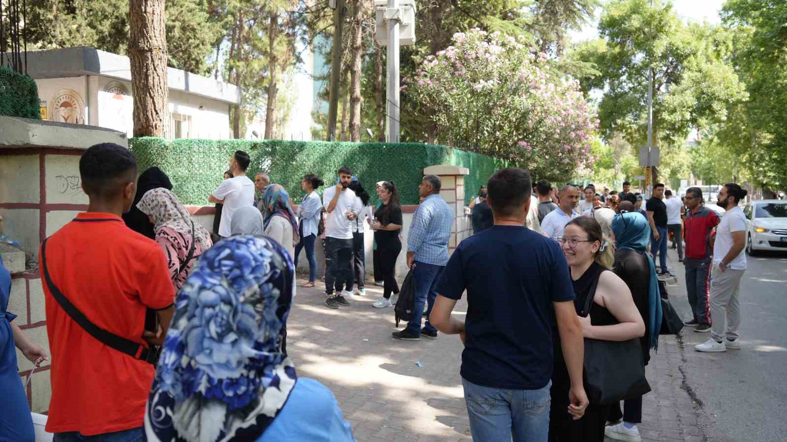 Gaziantep’te YKS heyecanı başladı
