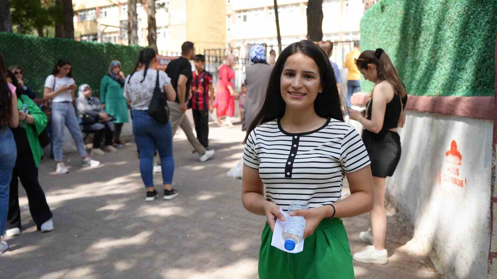 Gaziantep’te YKS heyecanı başladı
