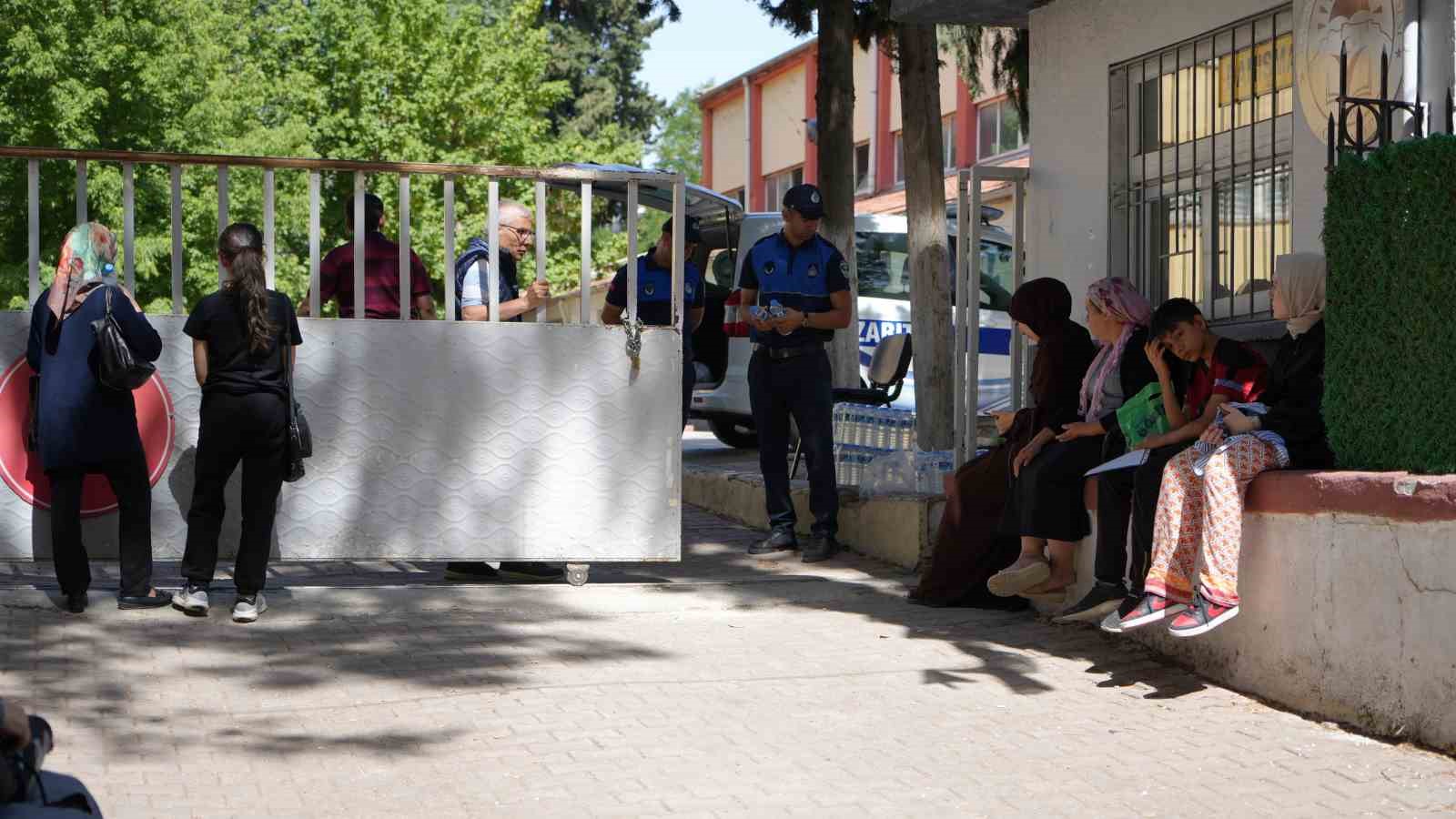 Gaziantep’te YKS heyecanı başladı
