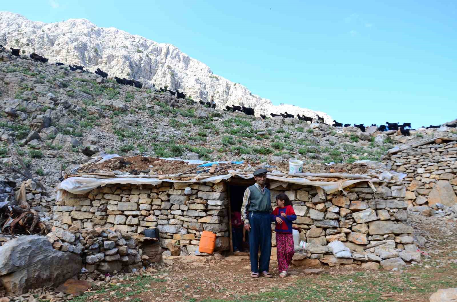 Antalya’da Yörüklerin yayla serüveni başladı
