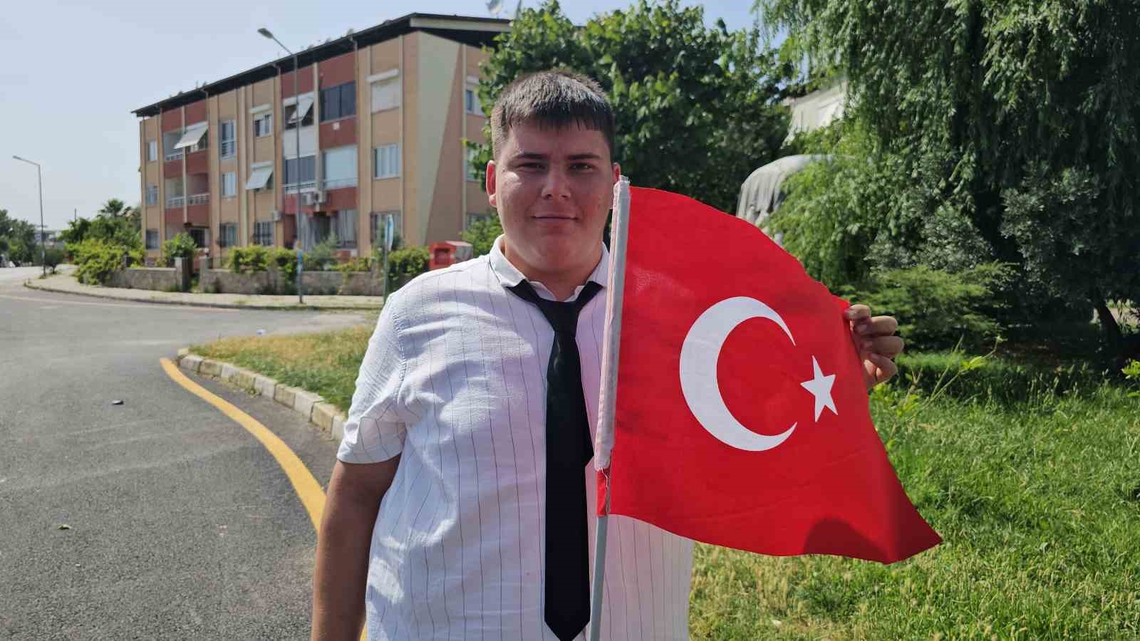 Otizmli Kerem’in doğa sevgisi yürekleri ısıttı
