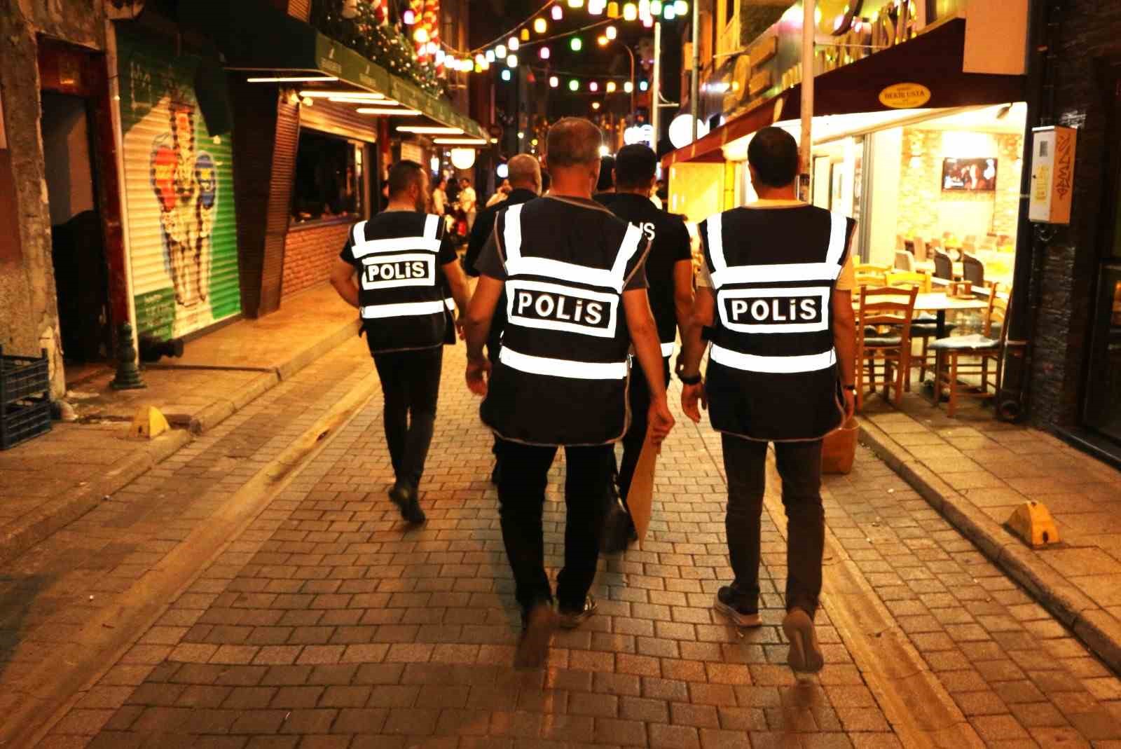 Polis ekiplerinin ‘Barlar Sokağı’ denetimleri devam ediyor
