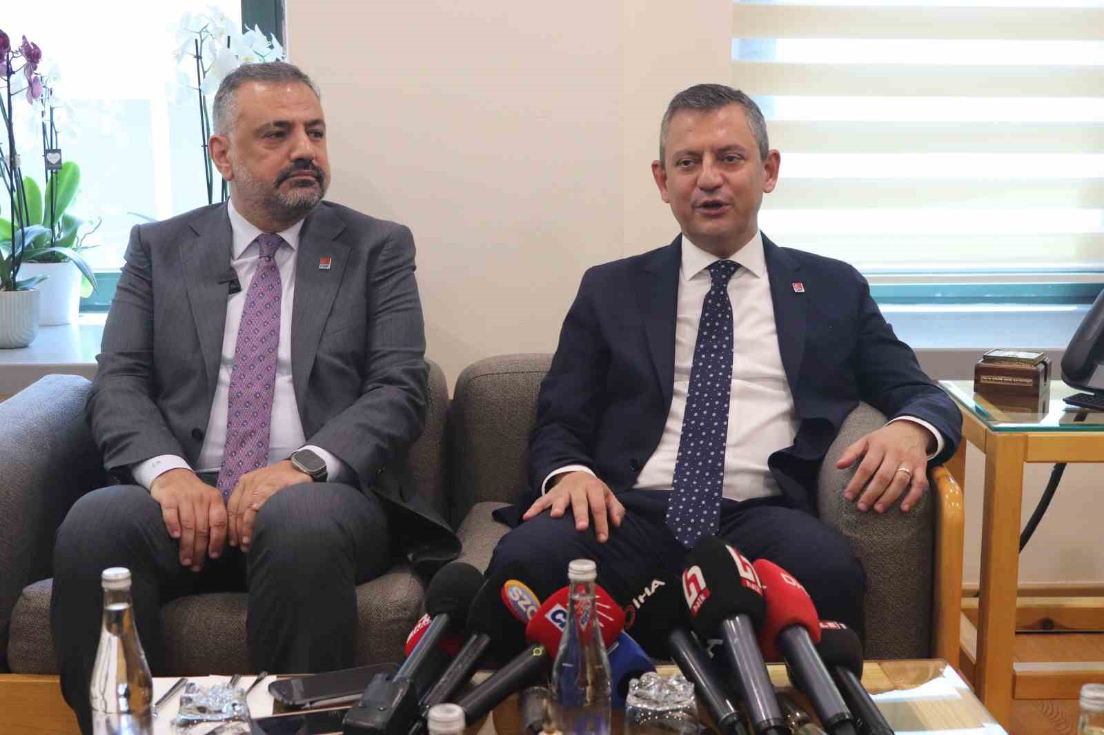 CHP Lideri Özel: “AK Parti’ye, MHP’ye koltuk teklif ettik, kendi adaylarını çıkardılar, kaybettiler”
