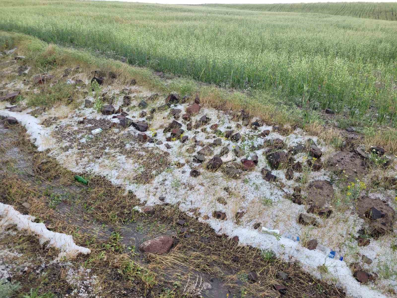 Kulu’da sağanak yağış ve dolu etkili oldu
