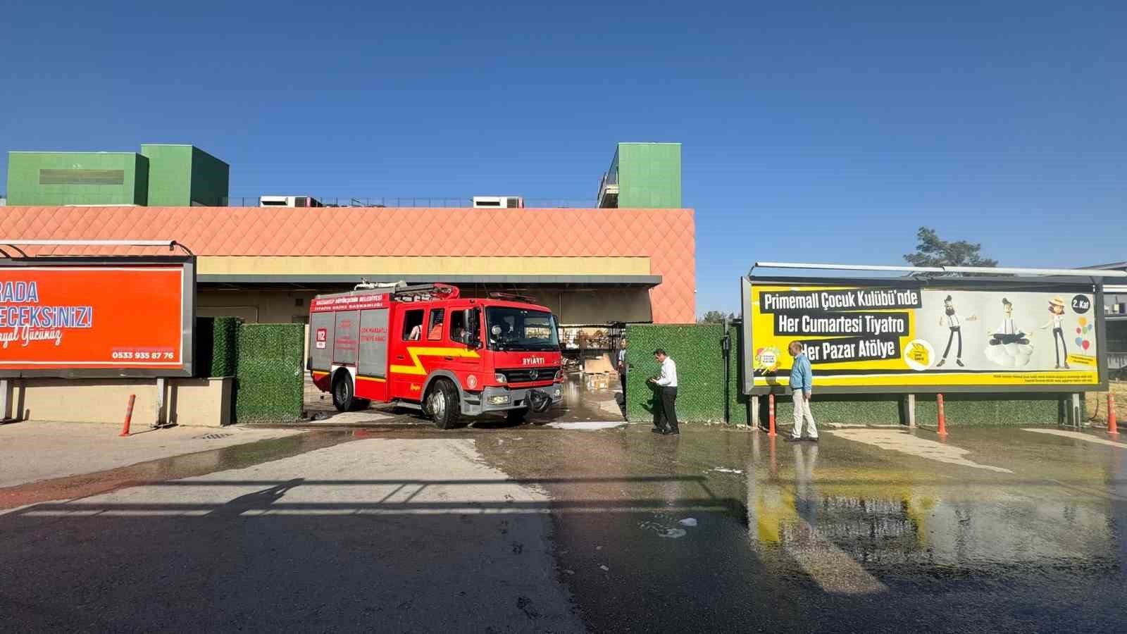 Gaziantep Primemall AVM’de korkutan yangın
