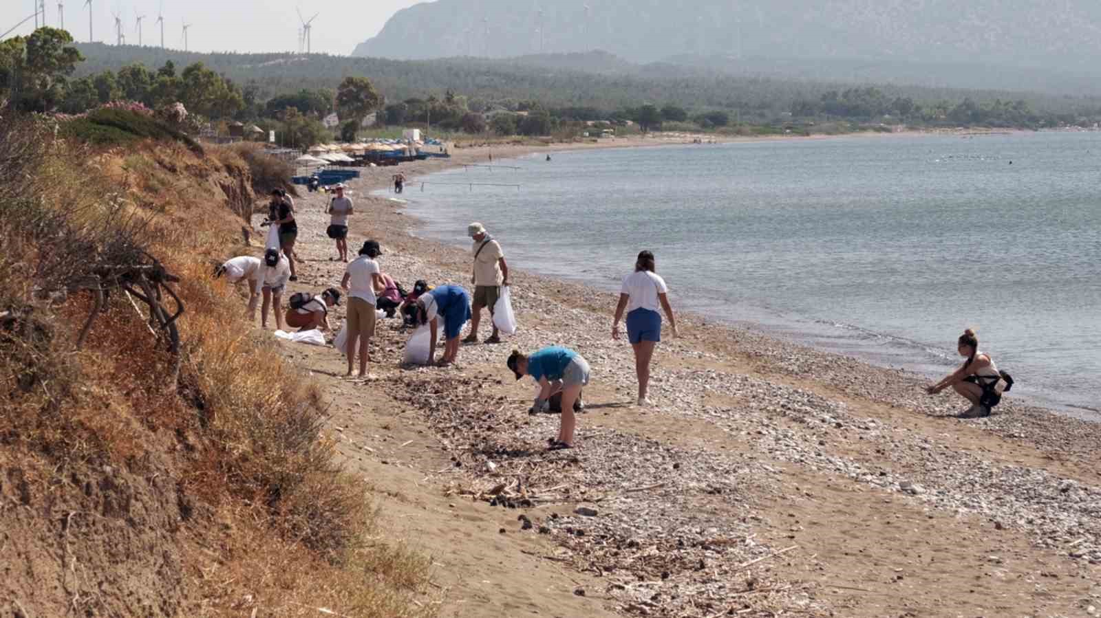 Dünya Okyanus Günü’nde Datça’da sualtı ve kıyı temizliği
