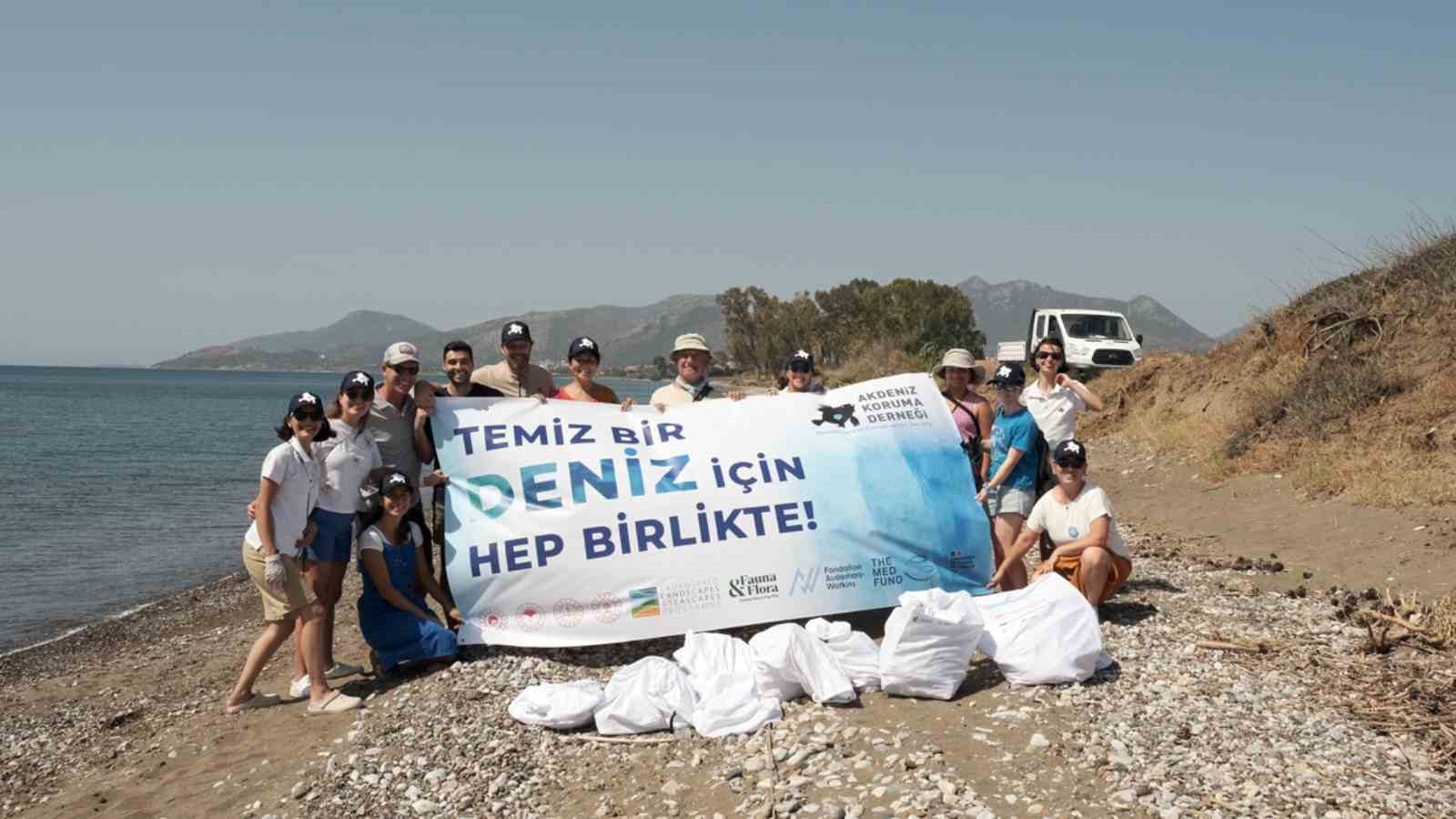 Dünya Okyanus Günü’nde Datça’da sualtı ve kıyı temizliği
