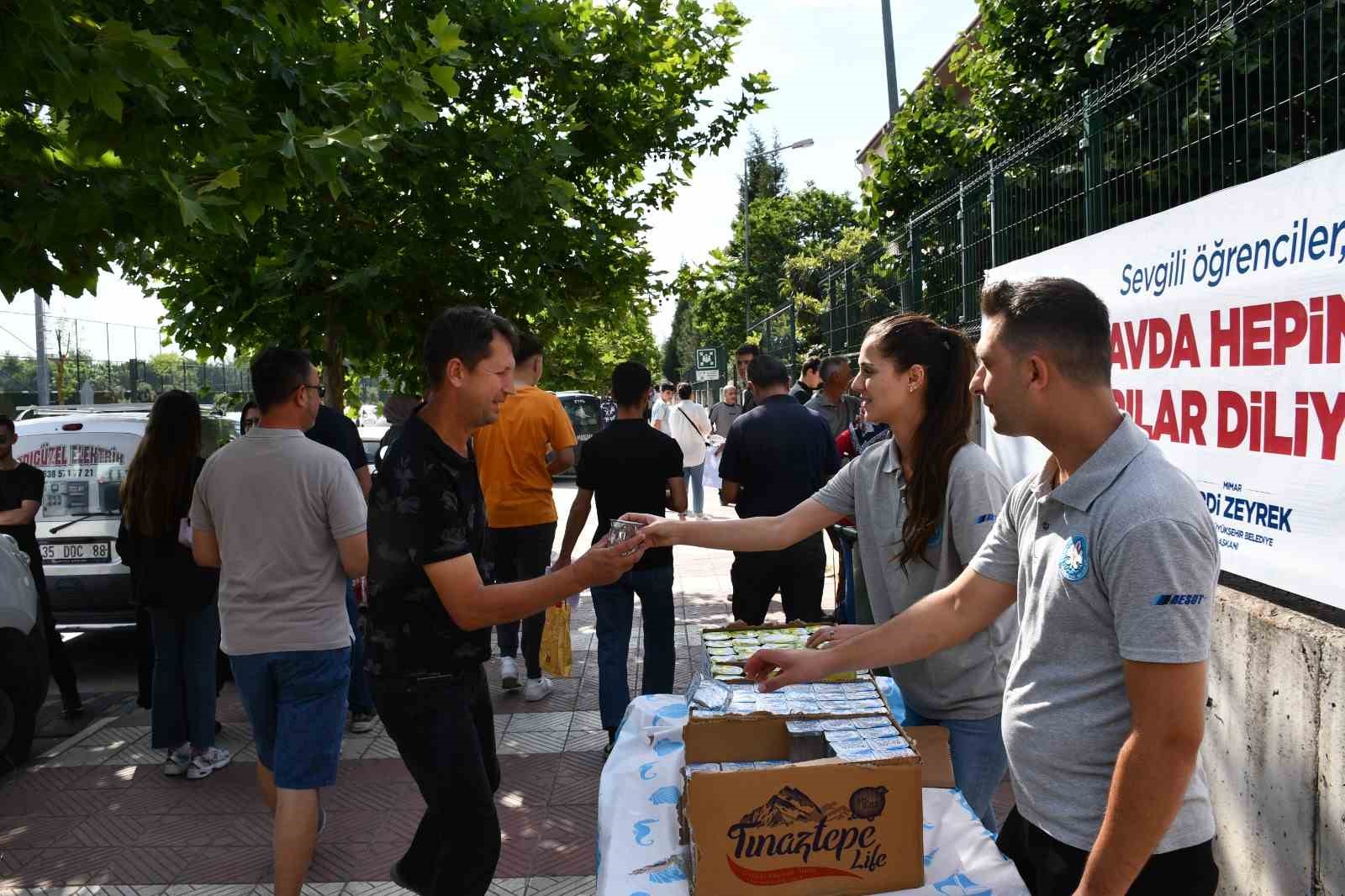 Manisa Büyükşehir öğrencileri yalnız bırakmadı
