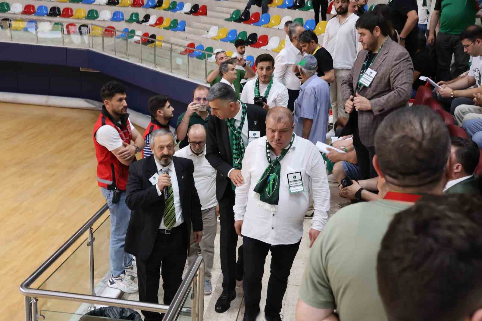 Kocaelispor’da olaylı kongre
