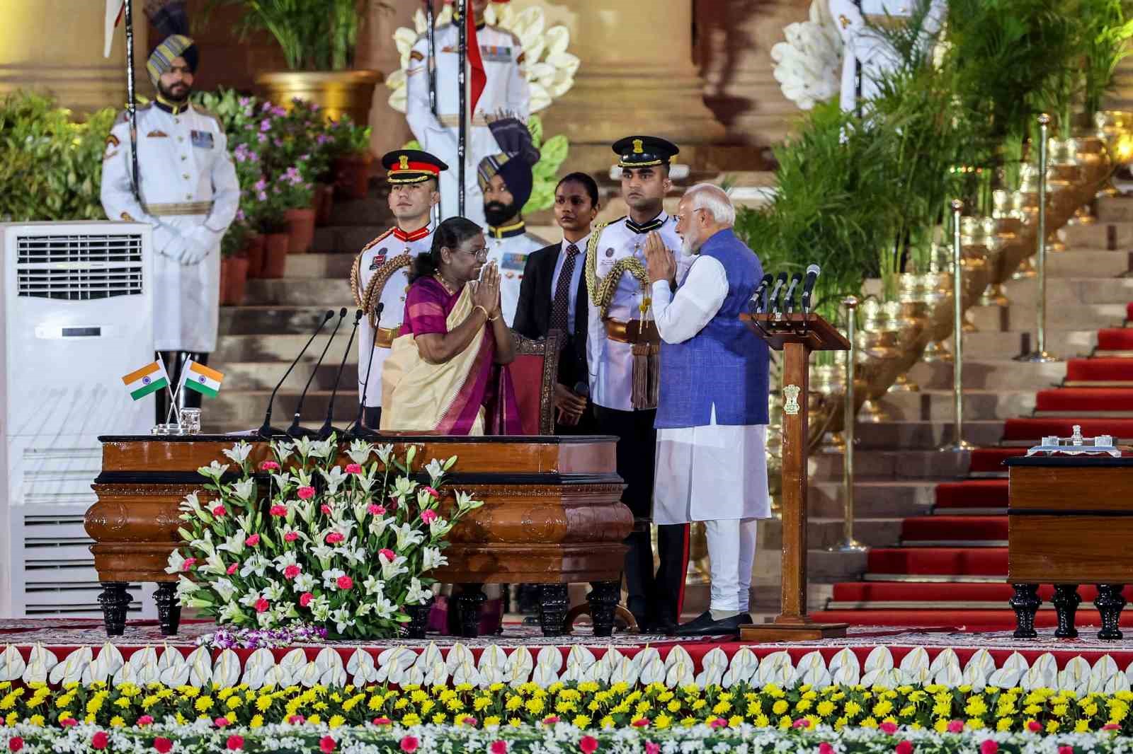 Hindistan Başbakanı Modi, yemin ederek 3. dönemine başladı
