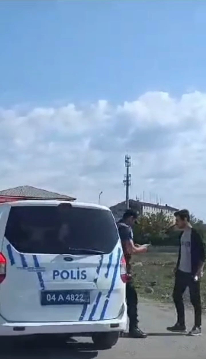 Polislerin özverili çalışması YKS’de mağduriyetleri önledi
