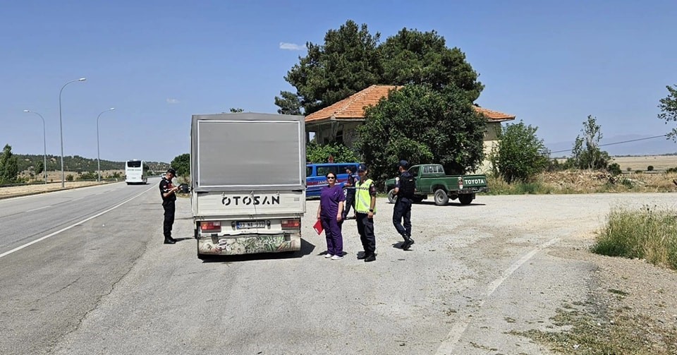 Afyonkarahisar’da canlı hayvan taşımacılığına yönelik denetim
