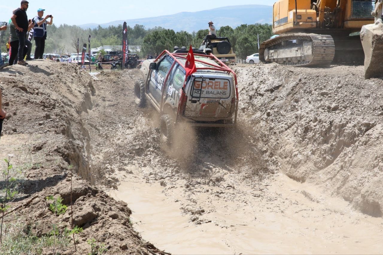 Amasya’da off-road yarışları nefes kesti
