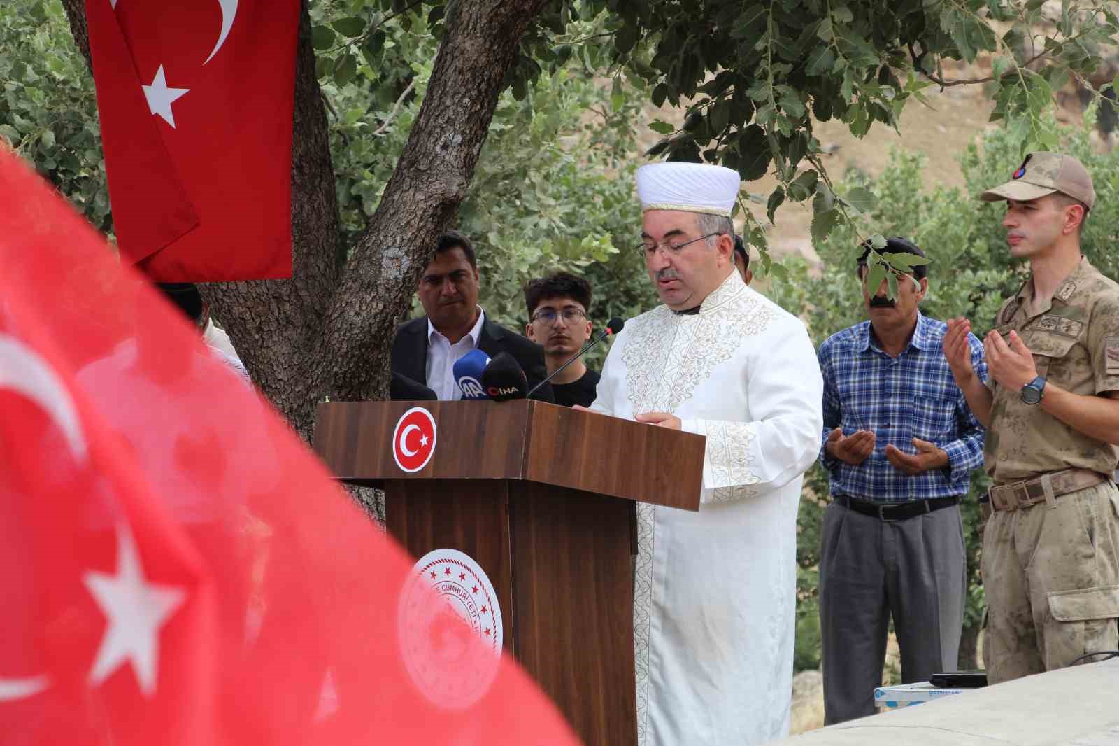 Şırnak’ın Çevrimli köyünde 34 yıl önce terör örgütü PKK’nın katlettiği 27 kişi anıldı
