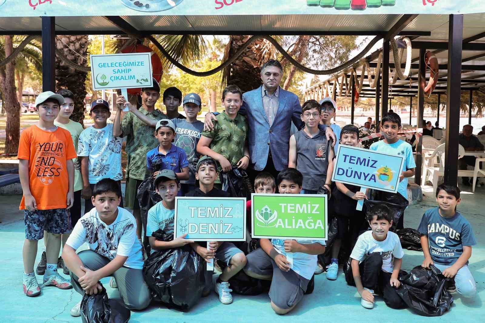 Aliağa’da deniz dibi temizliği yapıldı
