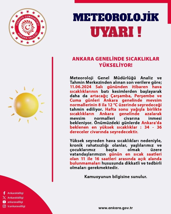 Sıcaktan bunalan çocukları su tankeri serinletti
