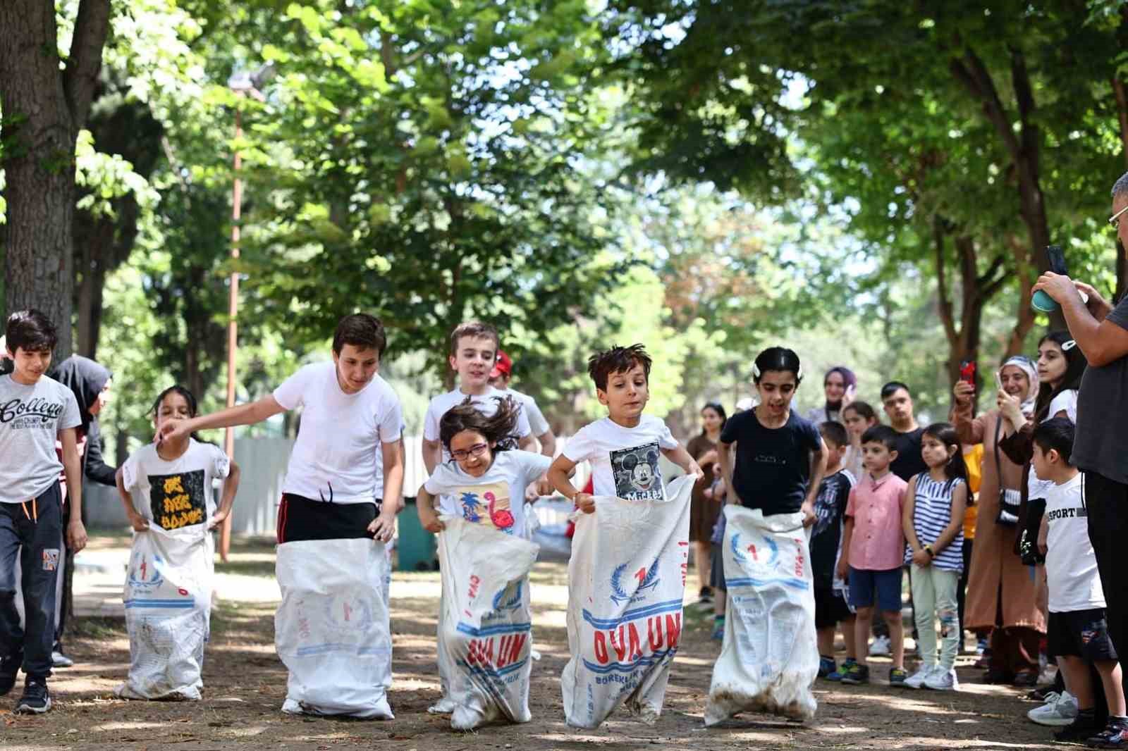 Esenler’de “Sevgi Engel Tanımaz” pikniği düzenlendi
