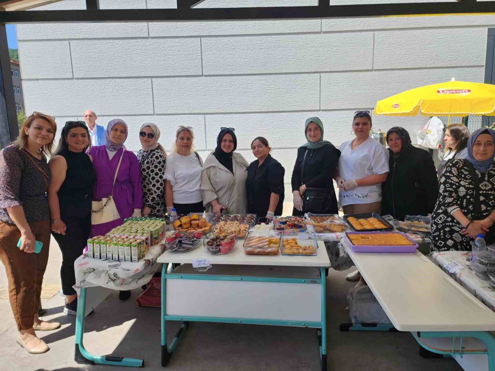 Karadeniz Ereğli Bahçelievler İlköğretim Okulu’ndan anlamlı etkinlik
