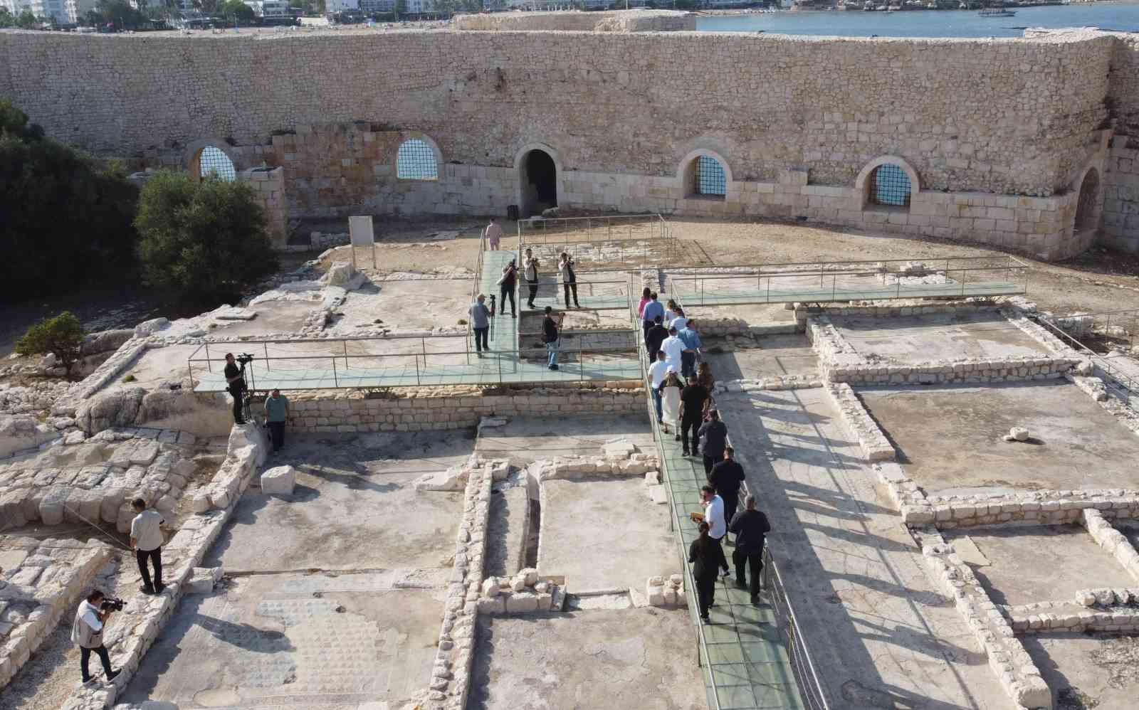 UNESCO’nun kalıcı listesine aday Kızkalesi, müzik ve tantuniyle buluştu
