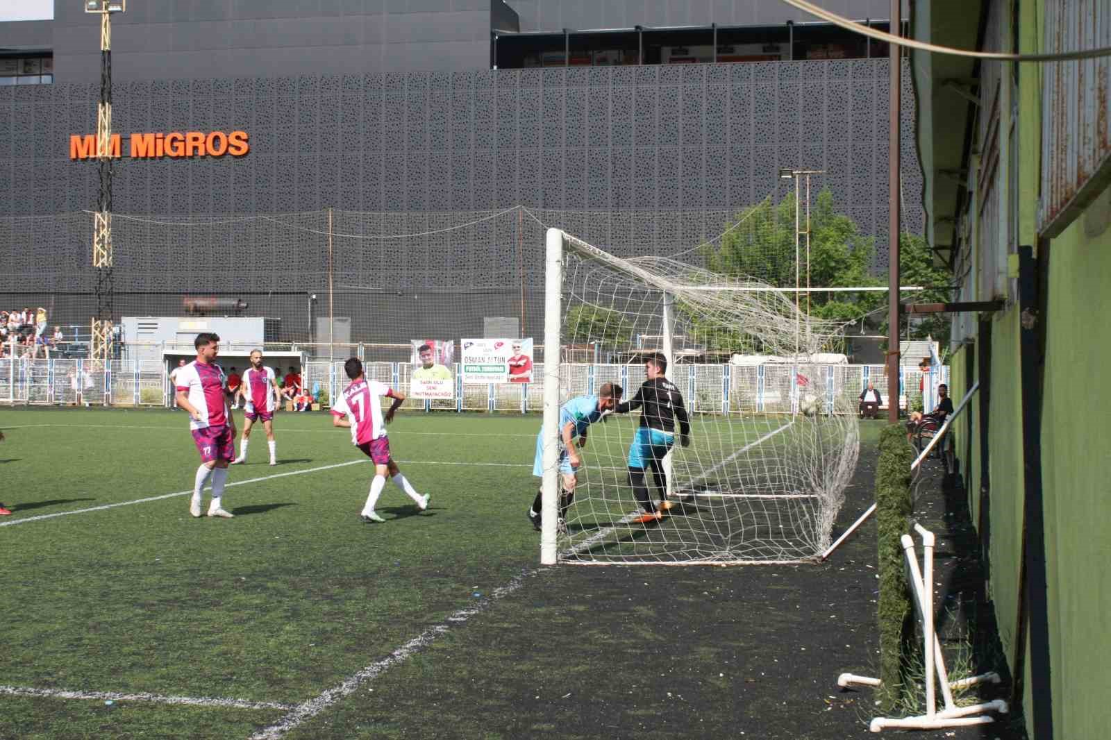 Kalespor: 7 - Pınarbaşı Belediyespor:0
