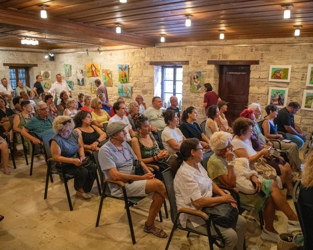 Kuşadası’nda ’Mavi İnsan’ lakaplı şair anıldı
