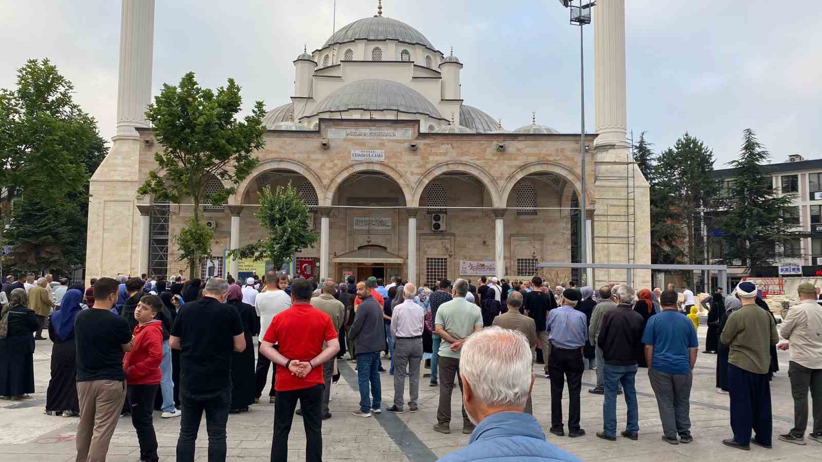 Kutsal topraklara 45 kişilik kafile gönderildi
