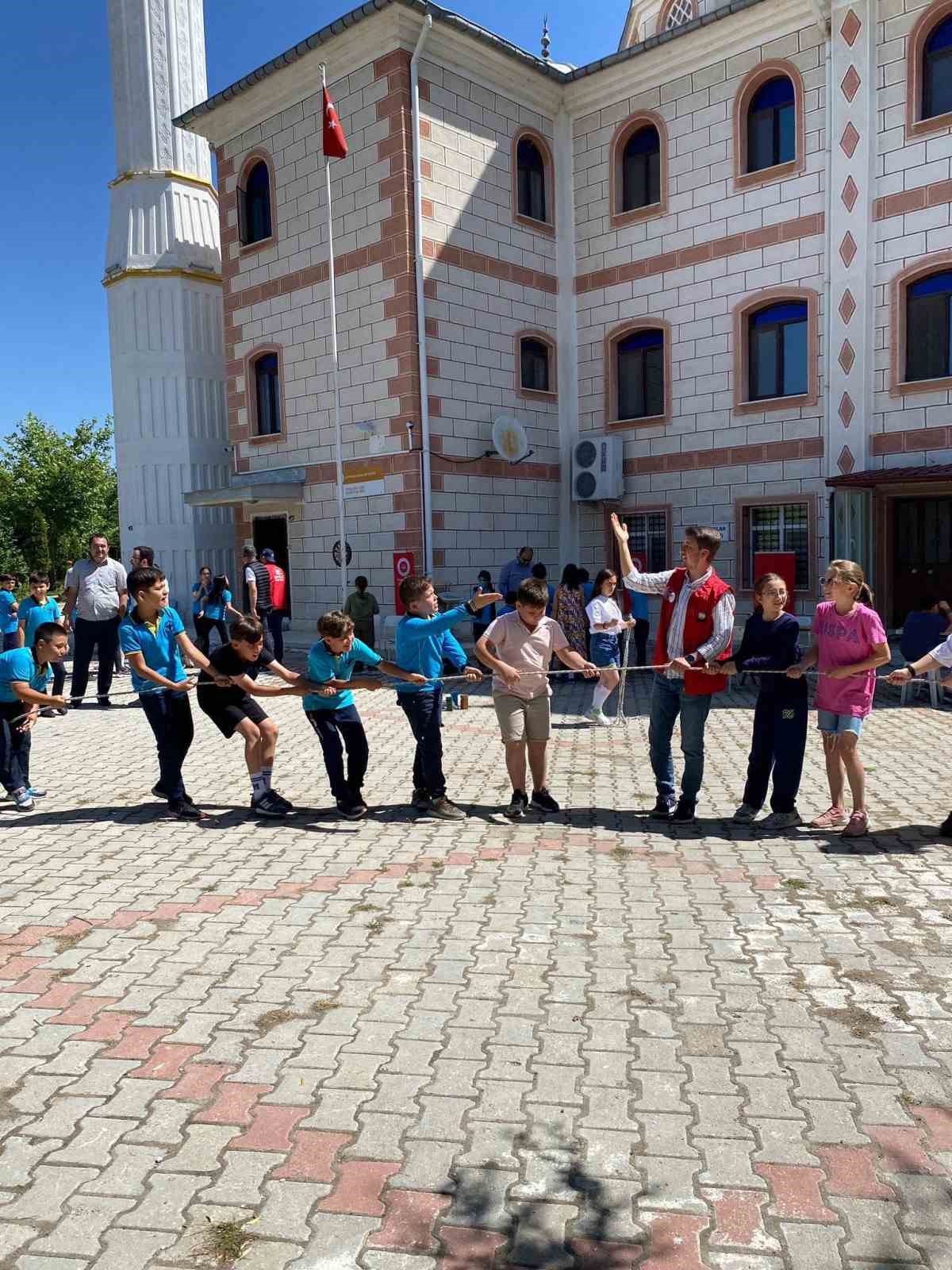 Afyonkarahisar’da yılsonu şenliği düzenlendi
