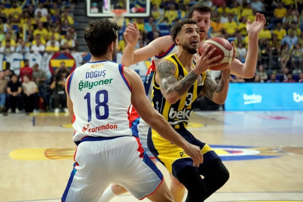 Fenerbahçe, final serisinin 4. maçında Efes’i ağırlayacak
