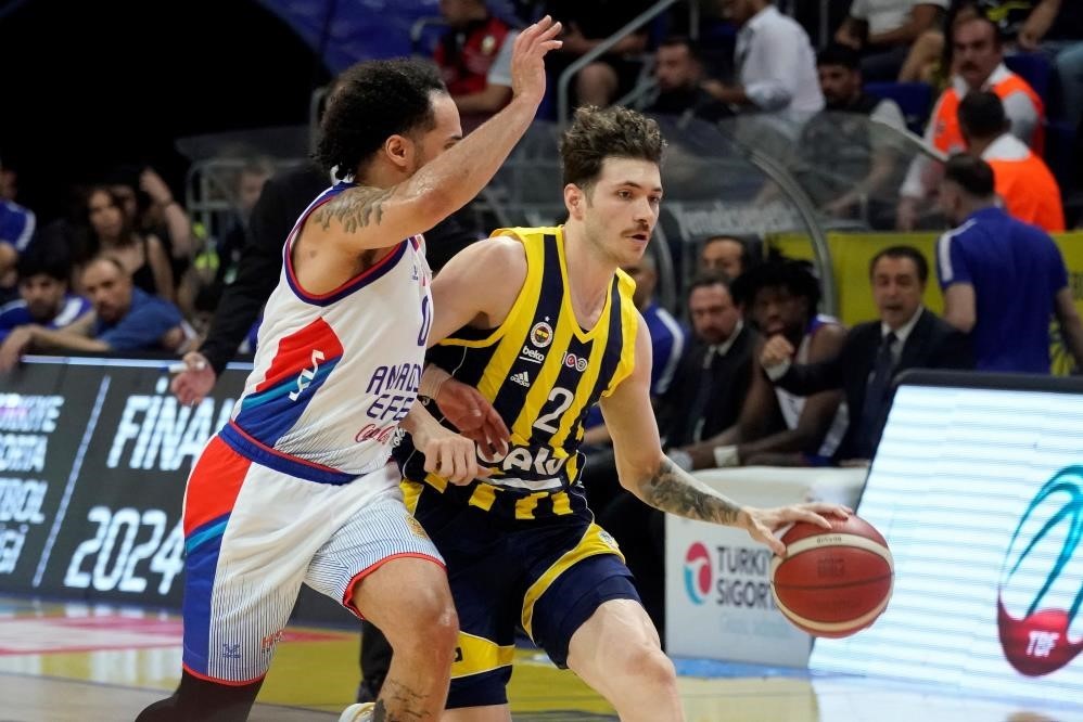 Fenerbahçe, final serisinin 4. maçında Efes’i ağırlayacak
