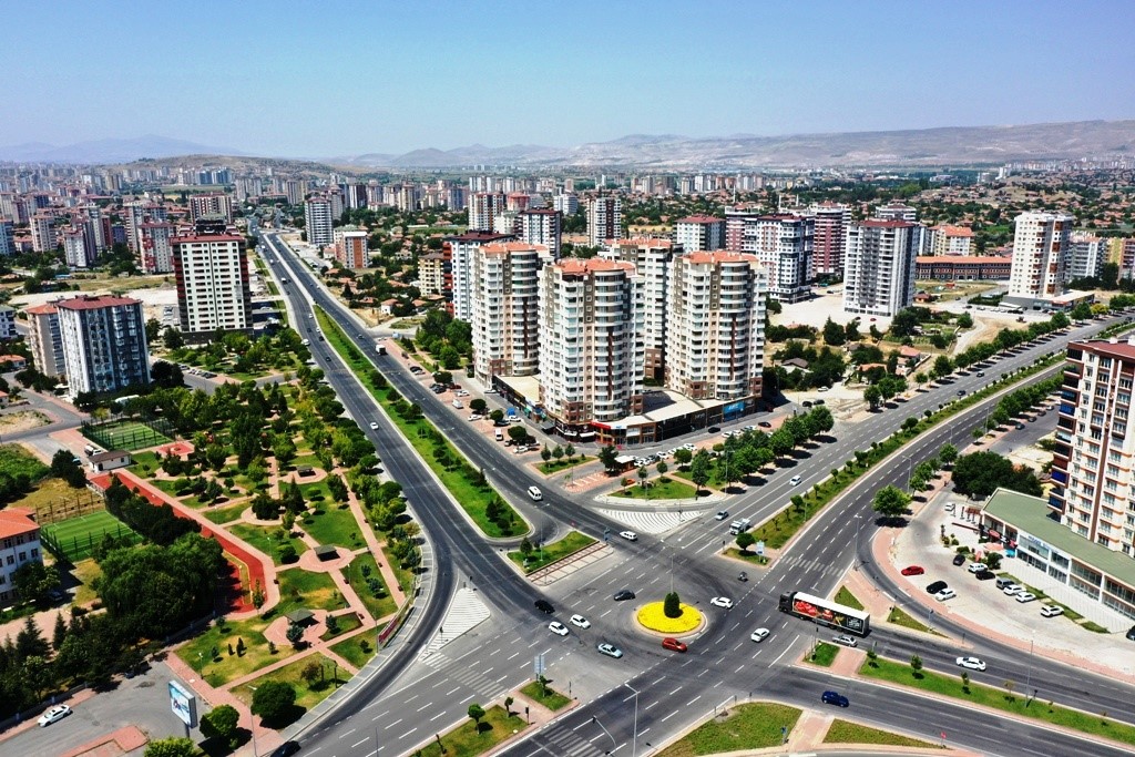 Başkan Çolakbayrakdar: “Türkiye’de kendi imkânlarıyla dönüşüm yapan tek belediyeyiz”
