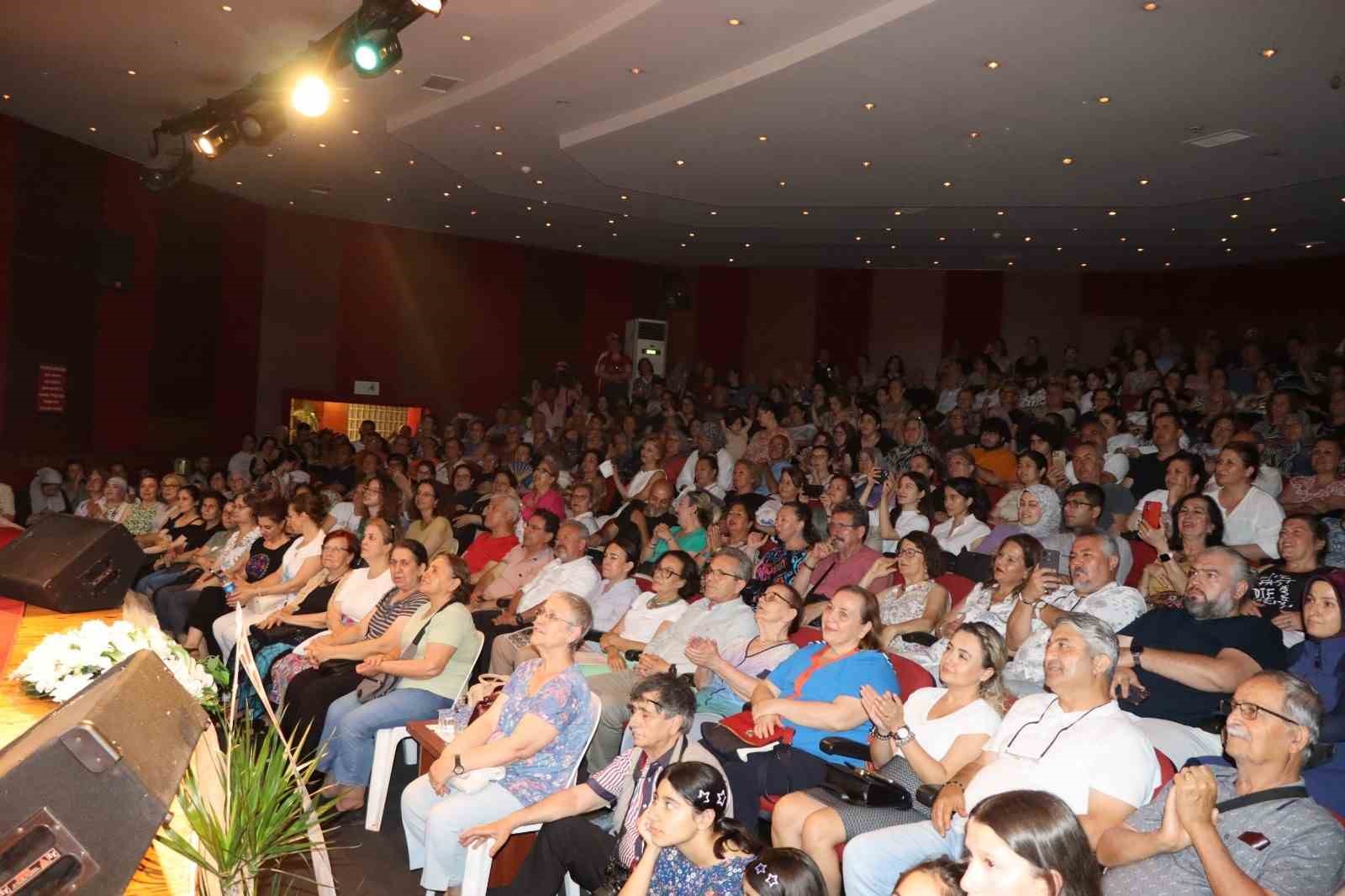 Nazilli’de Yeşilçam Film Müzikleri Konseri kulakların pasını sildi
