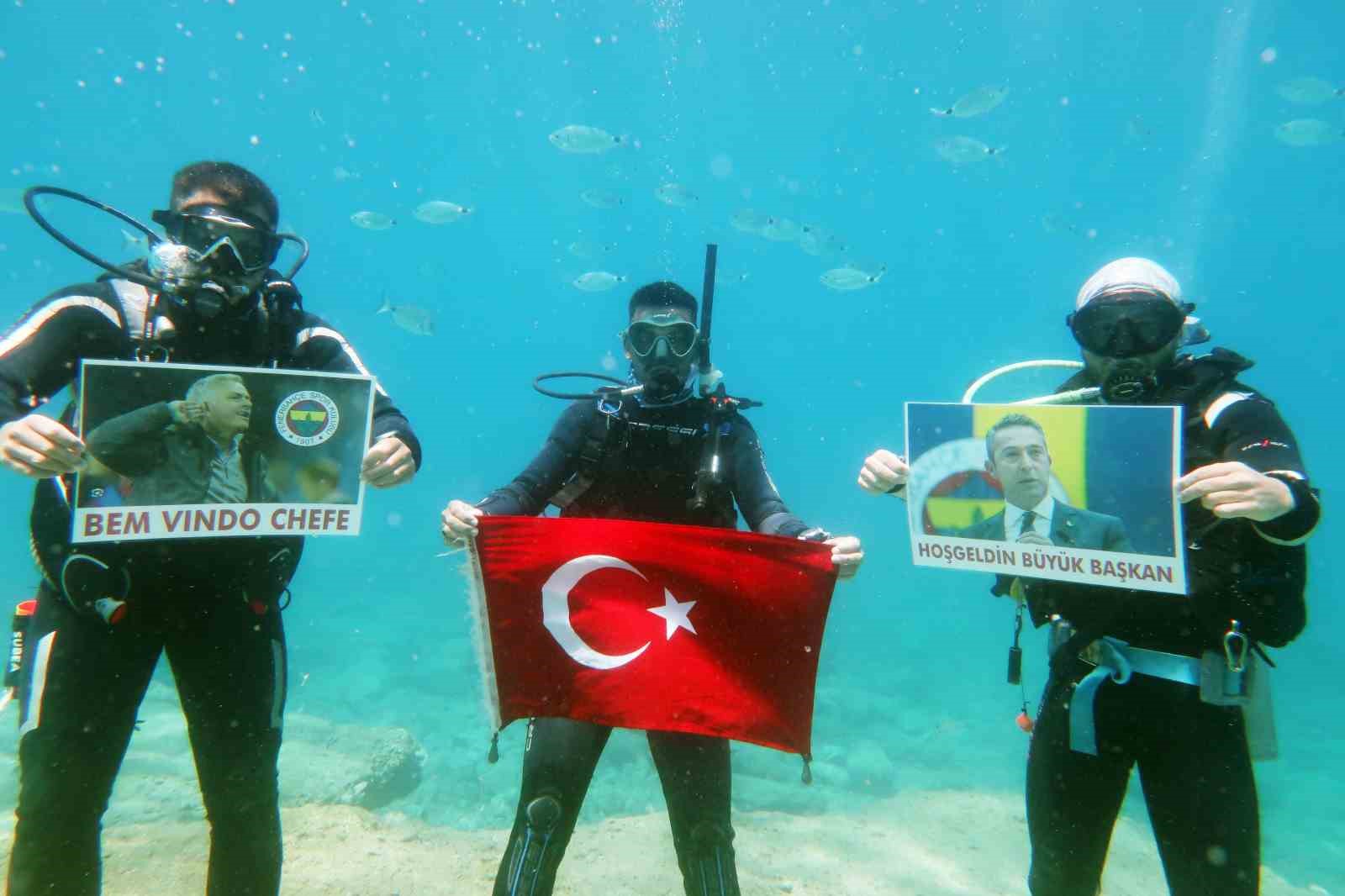 Fethiye’de dalgıçlardan Koç ve Mourinho’ya sürpriz
