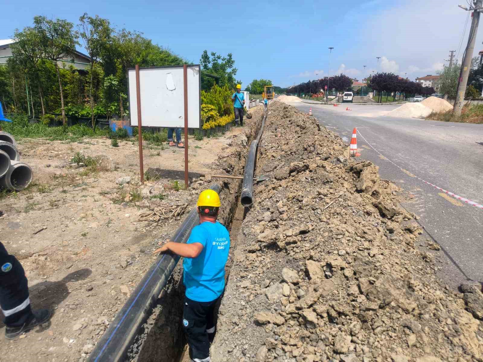 Arifiye’nin o mahallesinde içme suyu sorunu yeni hat ile çözüme kavuşacak
