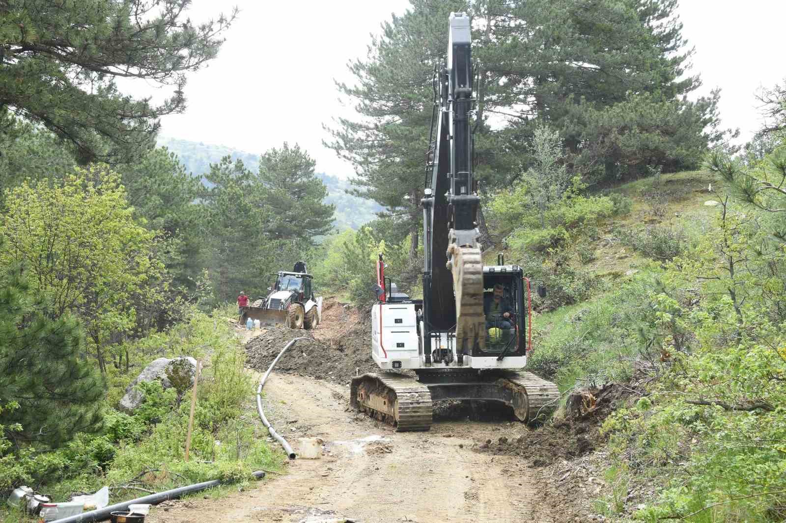 Başkan Altay: “Kulu ve Kadınhanı’na 11.3 kilometre yeni içme suyu terfi hattı kazandırdık”
